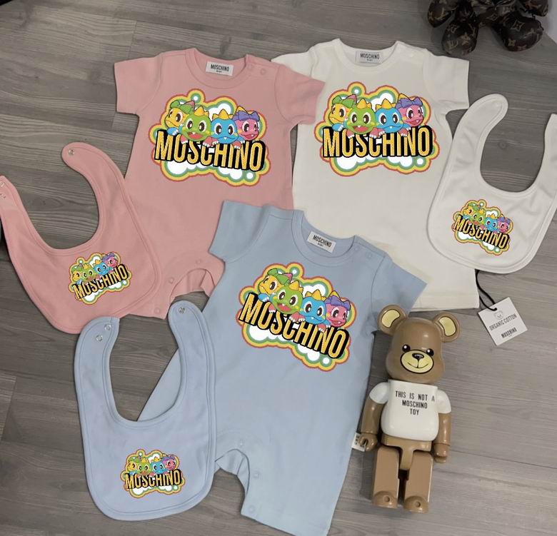 Moschino sz59 66 73 80 85 90 44